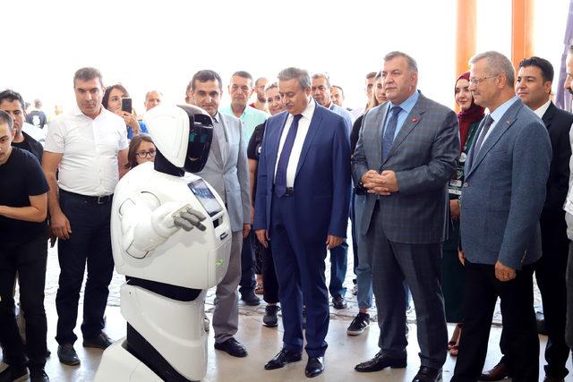Mersin’de 'Liselerarası Robotik Turnuvası' başladı
