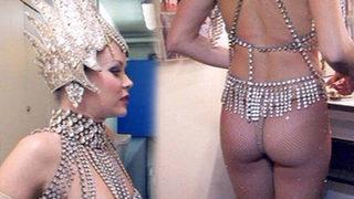 Amanda 'showgirl' oldu!