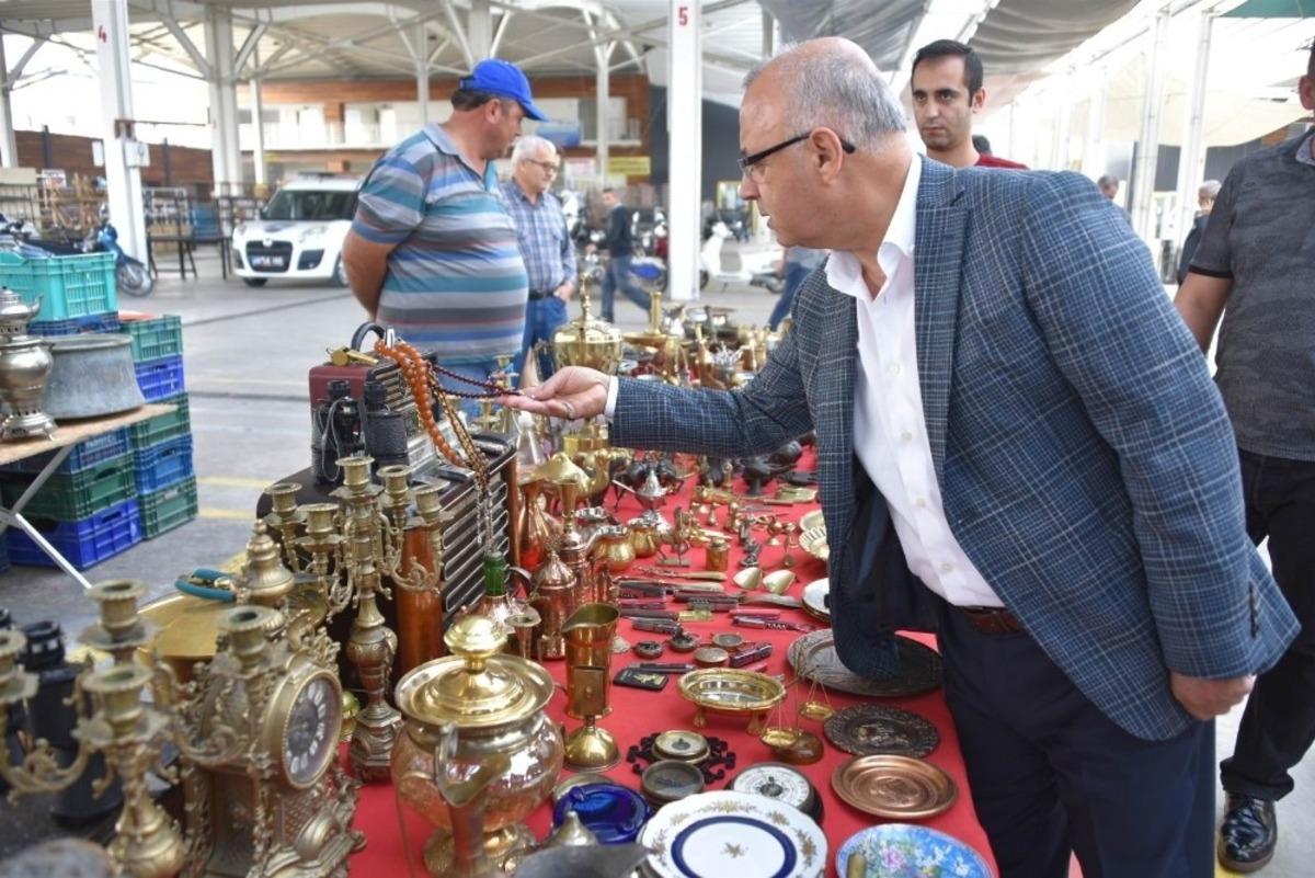 Salihli ikinci el eşya pazarı yeni yerinde a&ccedil;ıldı