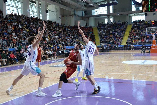 ING Bank Basketbol Süper Ligi: Afyon Belediyespor: 67 - Galatasaray Doğa Sigorta: 68