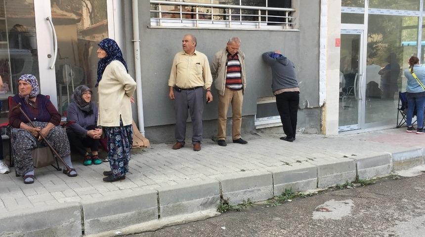 Evinde &ouml;l&uuml; bulundu