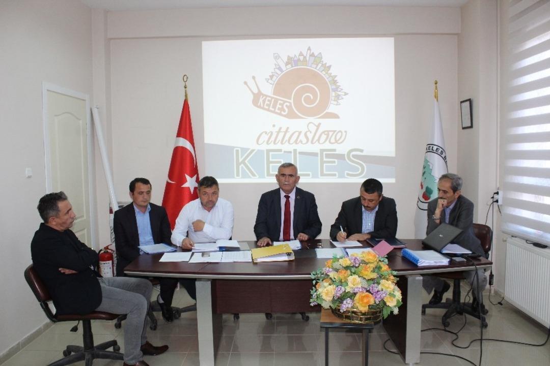 Keles il&ccedil;esi sakin şehir olma yolunda