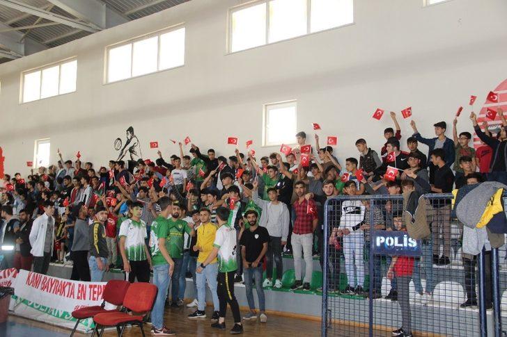 TVF Erkekler 1. Lig: Solhanspor: 3 - Hatay B. Belediye: 2 G2