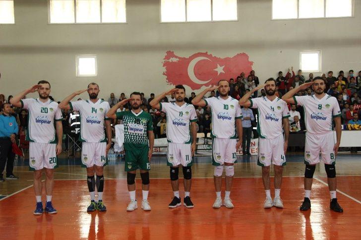 TVF Erkekler 1. Lig: Solhanspor: 3 - Hatay B. Belediye: 2 G5