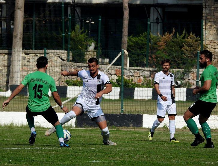 Çeşme Belediyespor farklı galip G3