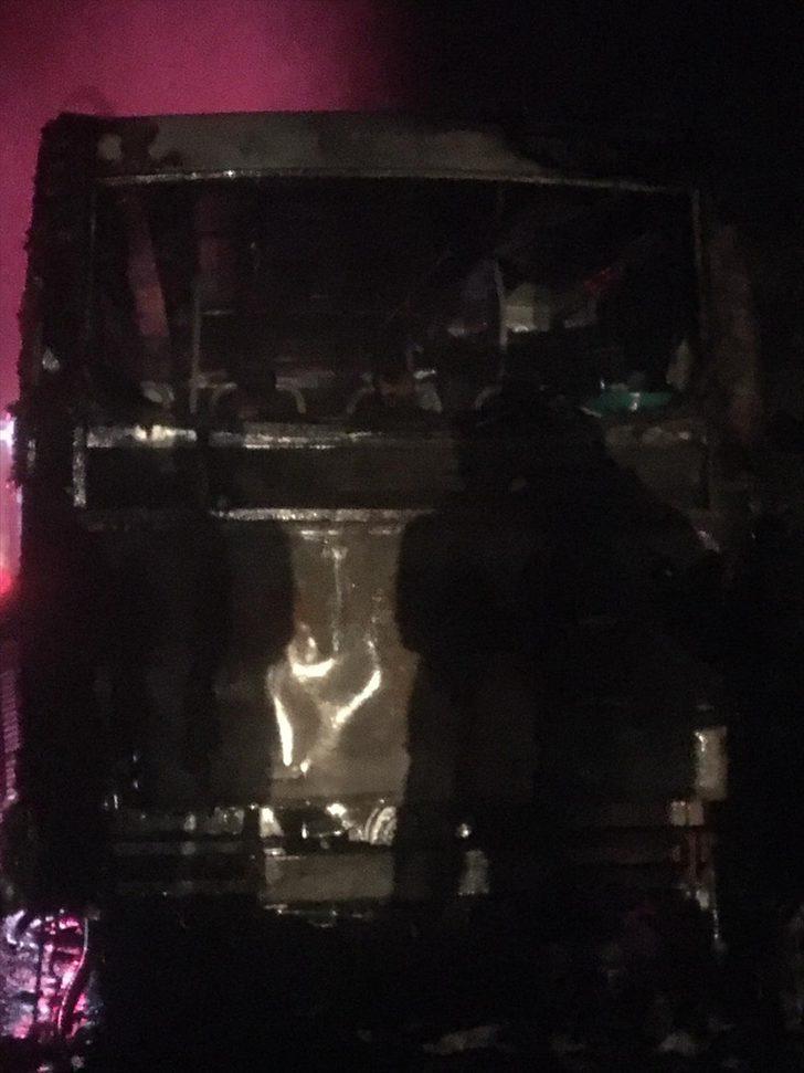 Korku dolu dakikalar! Takım otobüsünde yangın G4