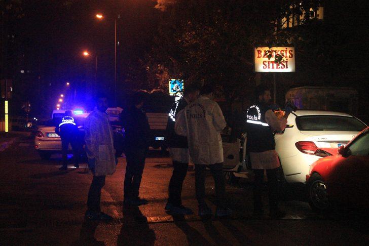 Yer: İstanbul! Önce eski eşi ve araçtaki doktoru ardından kendini vurdu! G4