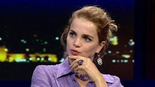 Tuğçe Kazaz'dan içki yasağı tepkisine cevap! Şeriat sizin gibi insanları ne yapsın?