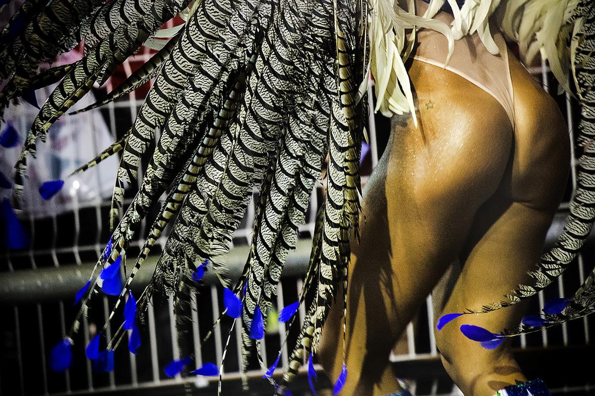 Hi&ccedil;bir şey gizli kalmayacak! Farklı &uuml;lkelerdeki kadınlar g&uuml;zel g&ouml;r&uuml;nebilmek i&ccedil;in bakın neler yapıyorlar?