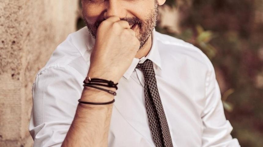 Caner Cindoruk &lsquo;Sessiz Şarkıcı&rsquo;yla &ouml;d&uuml;le uzandı