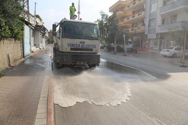 Yüreğir’de her mahallede genel temizlik yapılıyor