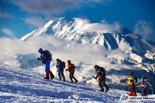 “Ağrı Dağı’na Yolculuk” belgeseli yapıldı