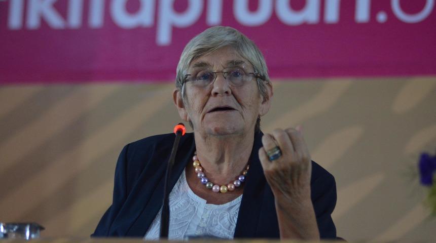 Canan Karatay: Doğal pastırmayı paranız varsa bol bol yiyebilirsiniz