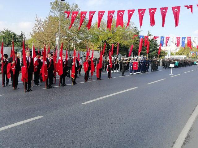 İstanbul’da Cumhuriyet Bayramı askeri tören provası