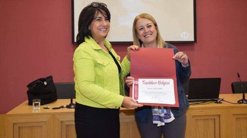 A&ccedil;ık&ouml;ğretim S&ouml;yleşi G&uuml;nleri&rsquo;nde otizm spektrum bozukluğu konuşuldu