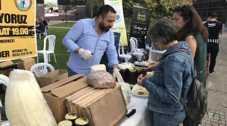 Ataşehir&rsquo;de sağlıklı ve s&uuml;rd&uuml;r&uuml;lebilir beslenmeye dikkat &ccedil;eken şenlik