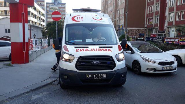 (Yeniden) - Beylikdüzü'ndeki evinde başından silahla vurulmuş halde bulundu