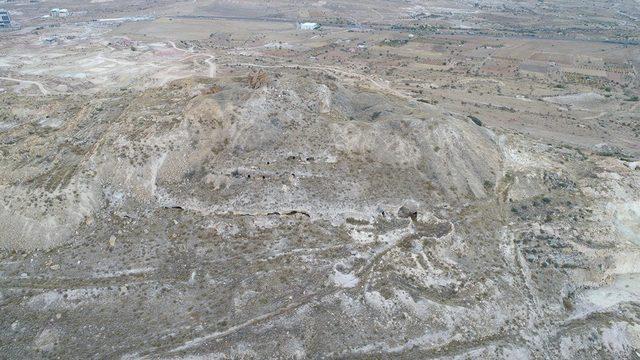 Kapadokya’da 2 bin yıllık Roma mezarları talan edildi