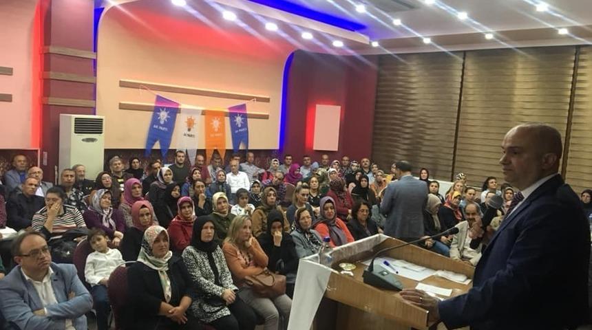 AK Parti&rsquo;den coşkulu toplantı