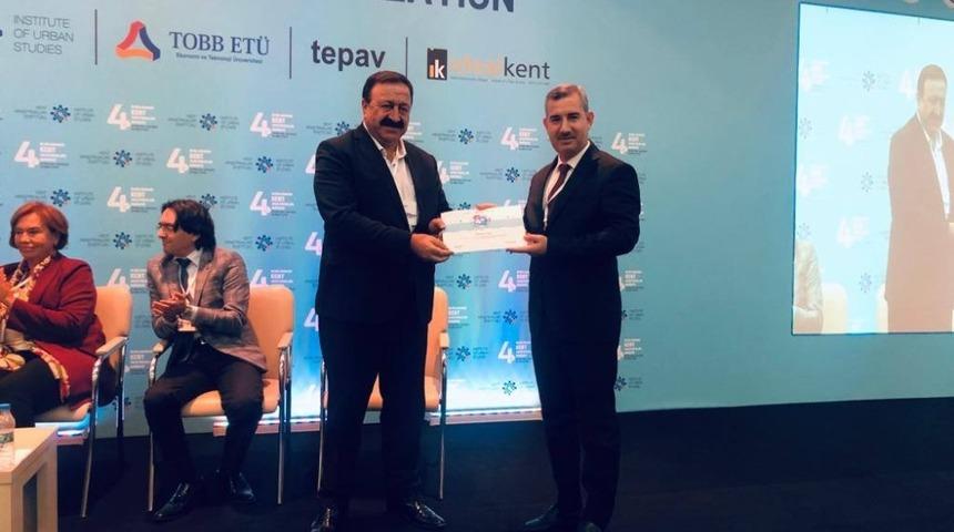 Yeşilyurt Belediye Başkanı Mehmet &Ccedil;ınar: