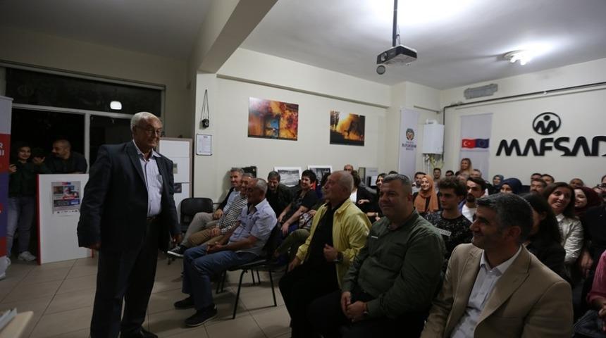 Fotoğraf Sanat&ccedil;ısı-Yazar L&uuml;tfi &Ouml;zg&uuml;naydın, sanatseverlerle buluştu