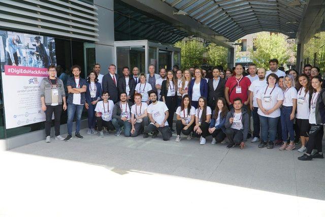 Anadolu Üniversitesinde Avrupa’nın en büyük hackathon’u gerçekleştirildi