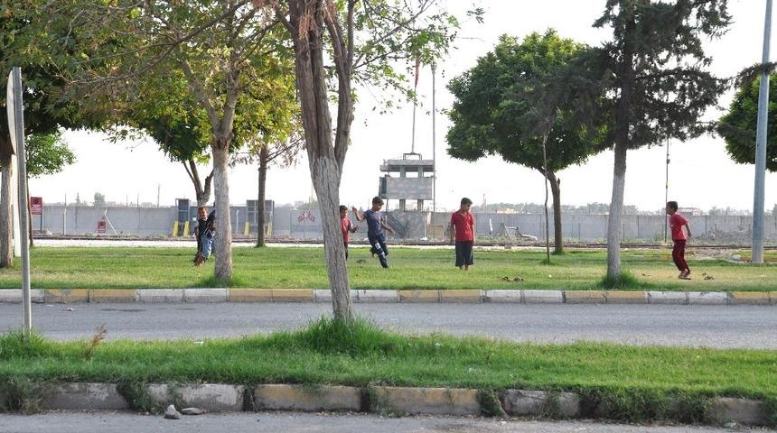 Sınırın sıfır noktasında artık çocuk sesleri duyuluyor