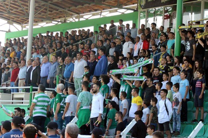 Salihli Belediyespor sahasında lidere yenildi G2