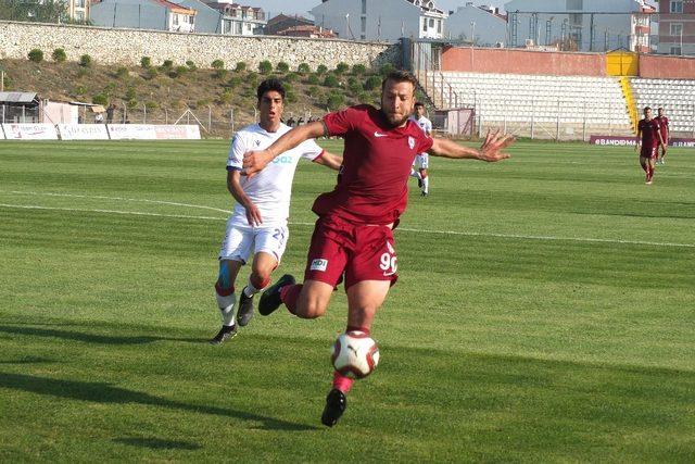 TFF 2. Lig: Bandırmaspor: 4 - Niğde Anadolu FK: 1