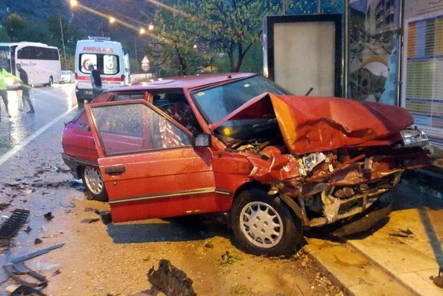 Gümüşhane’de trafik kazası: 2 yaralı