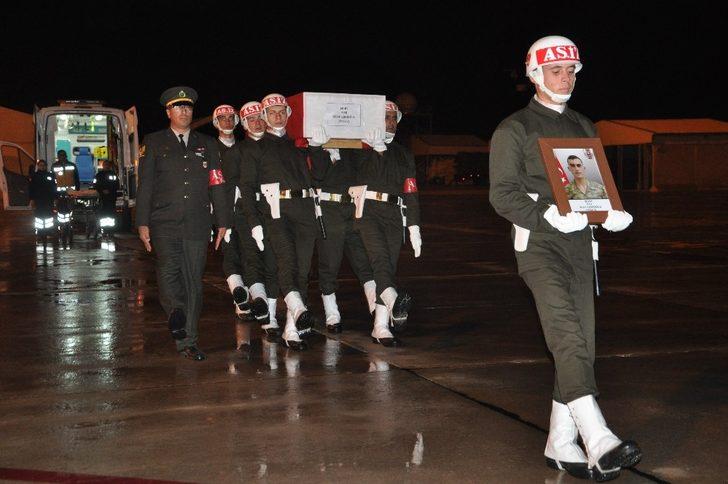 Hakkari şehidi memleketine uğurlandı G3