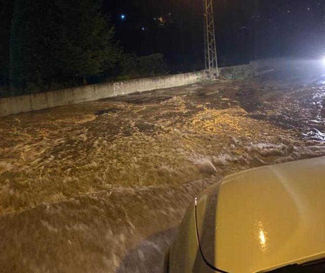 Giresun'da sağanak, sel ve heyelana yol açtı: 1 kişi kayıp