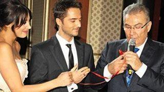 Kurdeleyi Baykal kesti!