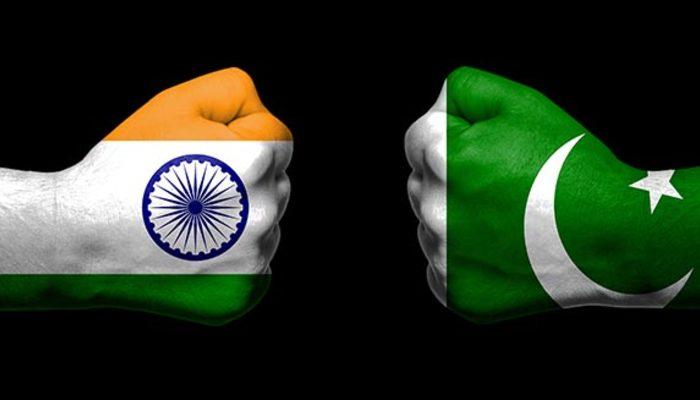 Pakistan'dan Hindistan'a 'ilan edilmemiş savaş' suçlaması
