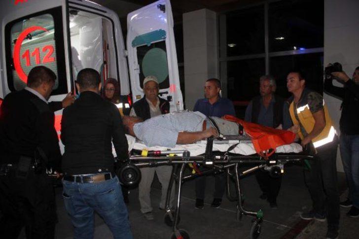 Silahla yaralanan oğlu ve torununu o halde görünce gözyaşlarını tutamadı! G4