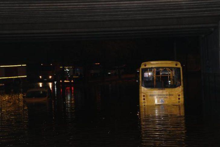Yer: Gaziantep! Şehir 15 dakikada bu hale geldi! G2