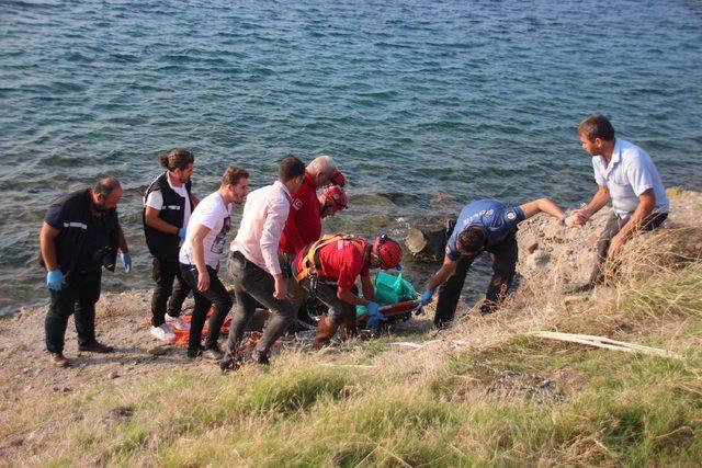 Bodrum'da balık tutanlar kayalıklarda erkek cesedi buldu