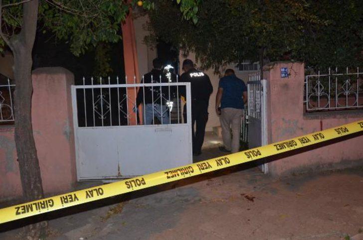 Aydın'da bıçaklı kavga! Biri 15 diğeri 51 yaşındaki iki kişi sokağı kan gölüne çevirdi! G3