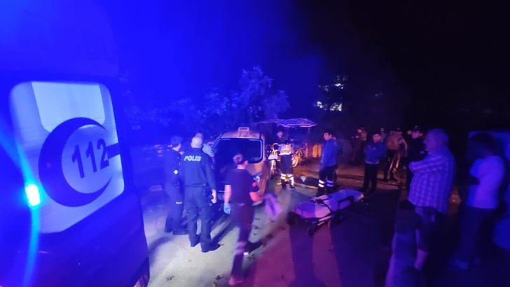 Ölümün böylesi! El frenini çekmeyi unuttuğu taksisinin altında can verdi G1