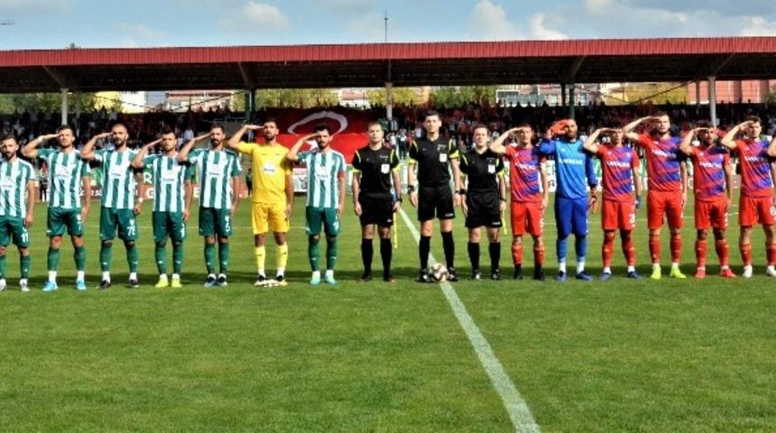 TFF 2. Lig: Kırşehir Belediyespor: 3 - Kardemir Karab&uuml;kspor: 0