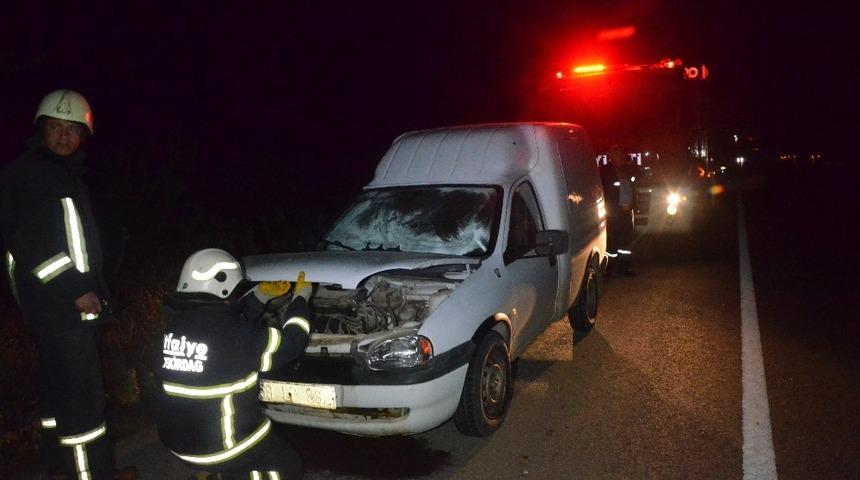 Yardıma diye giden şof&ouml;r&uuml;n arabasında patlama