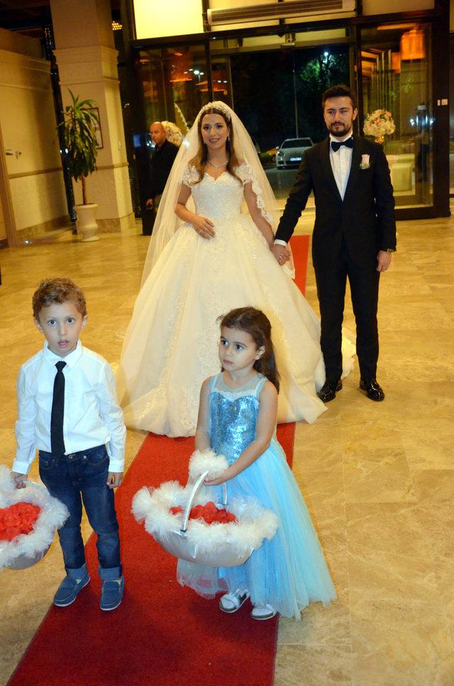 İstanbul Emniyet Müdürü Çalışkan'dan yeni evli çifte '5S Formülü' önerisi