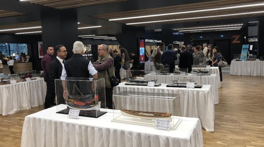 Beylikd&uuml;z&uuml; Geleneksel Gemi Modelleri Sergisi a&ccedil;ıldı