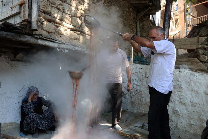 Asırlık fırınlar pekmez için yandı G5