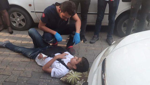 Otomobilin &ccedil;aptığı &ccedil;ocuk yaralandı 2