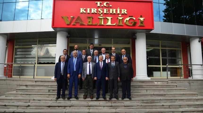 Vali Akın, muhtarları ağırladı