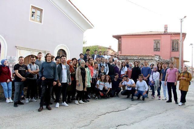 Coğrafya bölümü öğrencileri, Kula Jeoparkı’nı yerinde inceledi