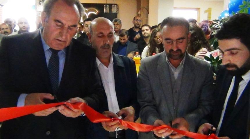 Erciş’in ilk özel ağız ve diş sağlığı polikliniği hizmete açıldı