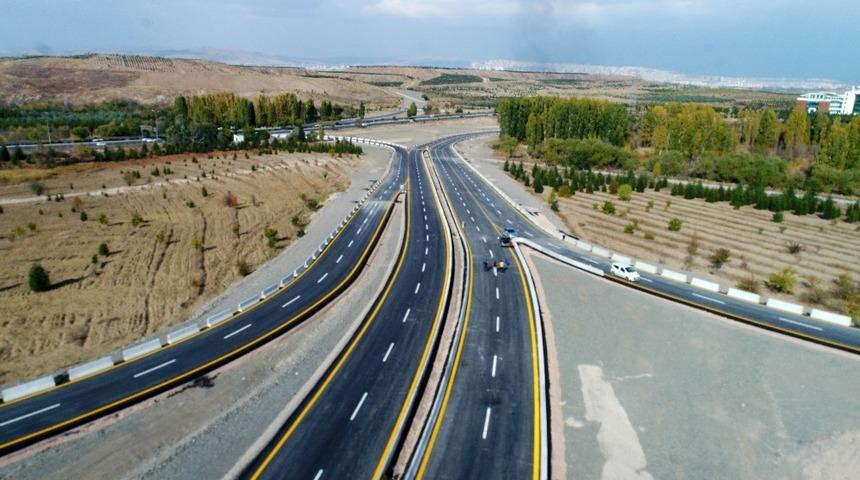 Hacettepe &Uuml;niversitesi Beytepe Kamp&uuml;s&uuml; a&ccedil;ılan yolla Sabancı Bulvarı&rsquo;na bağlandı