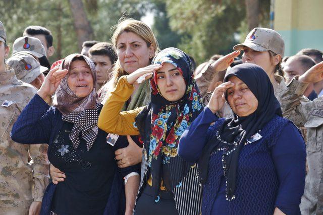 Mardin de PKK lı ter&ouml;ristlerle &ccedil;atışma: 1 asker şehit (3) 1